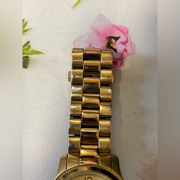 Michael Kors Gold Watch in GUC - Picture 2 of 5